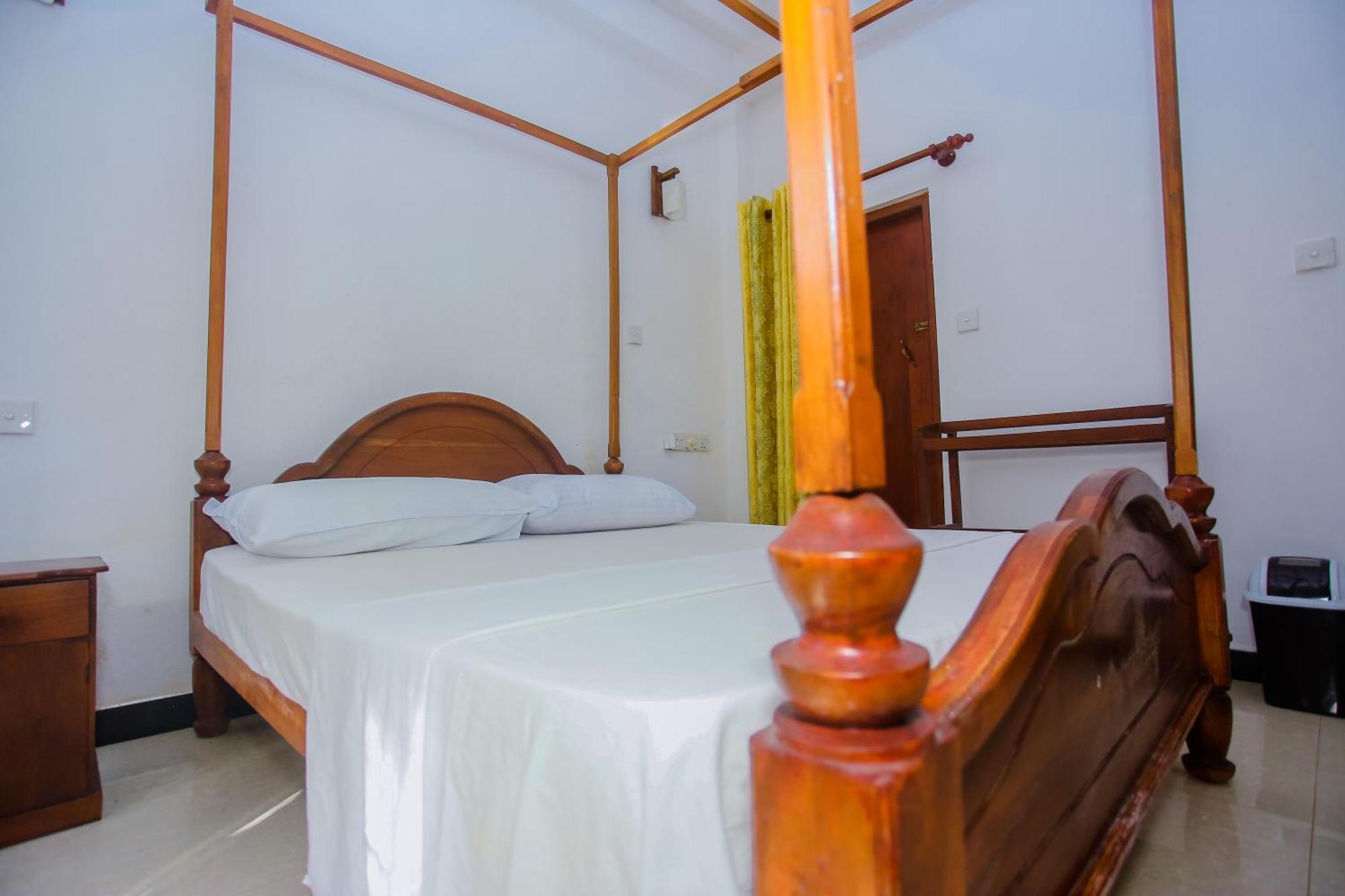 Bed and Breakfast Little Angels Мирисса Экстерьер фото