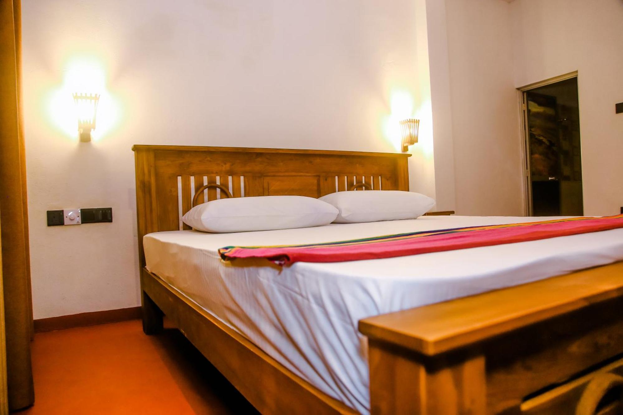 Bed and Breakfast Little Angels Мирисса Экстерьер фото