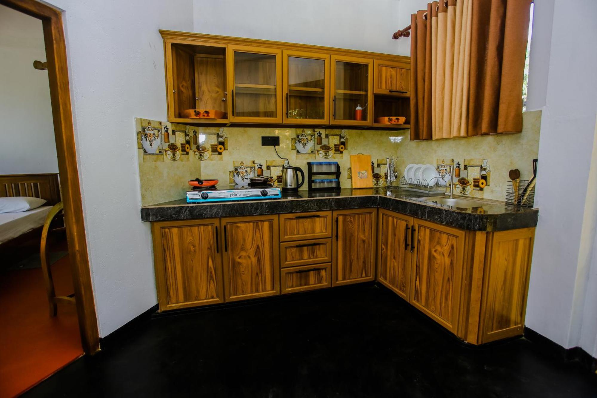 Bed and Breakfast Little Angels Мирисса Экстерьер фото